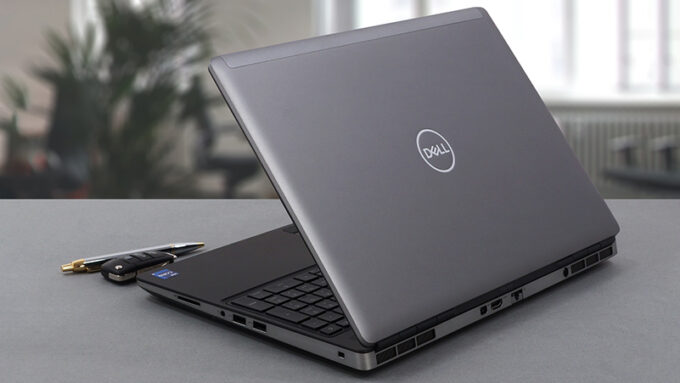 Dell Précision 7560 worstation Pro i5 11500H 12CPU 2022 32Go RAM 512Go ssd Graphi RTX A3000 6g